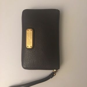 Marc Jacobs wristlet wallet.